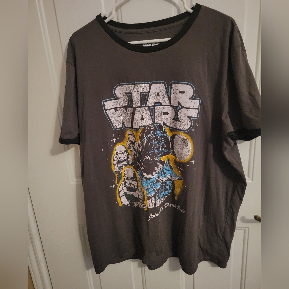 Star Wars T-Shirt - Gray with Yellow Accents